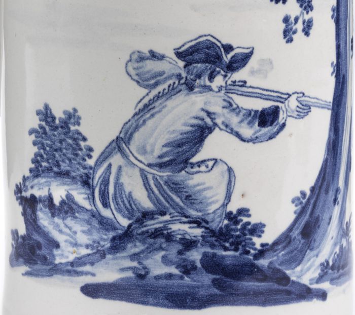 Friedberg-Fayence-Jagdkrug-Hirsch-1760-detail