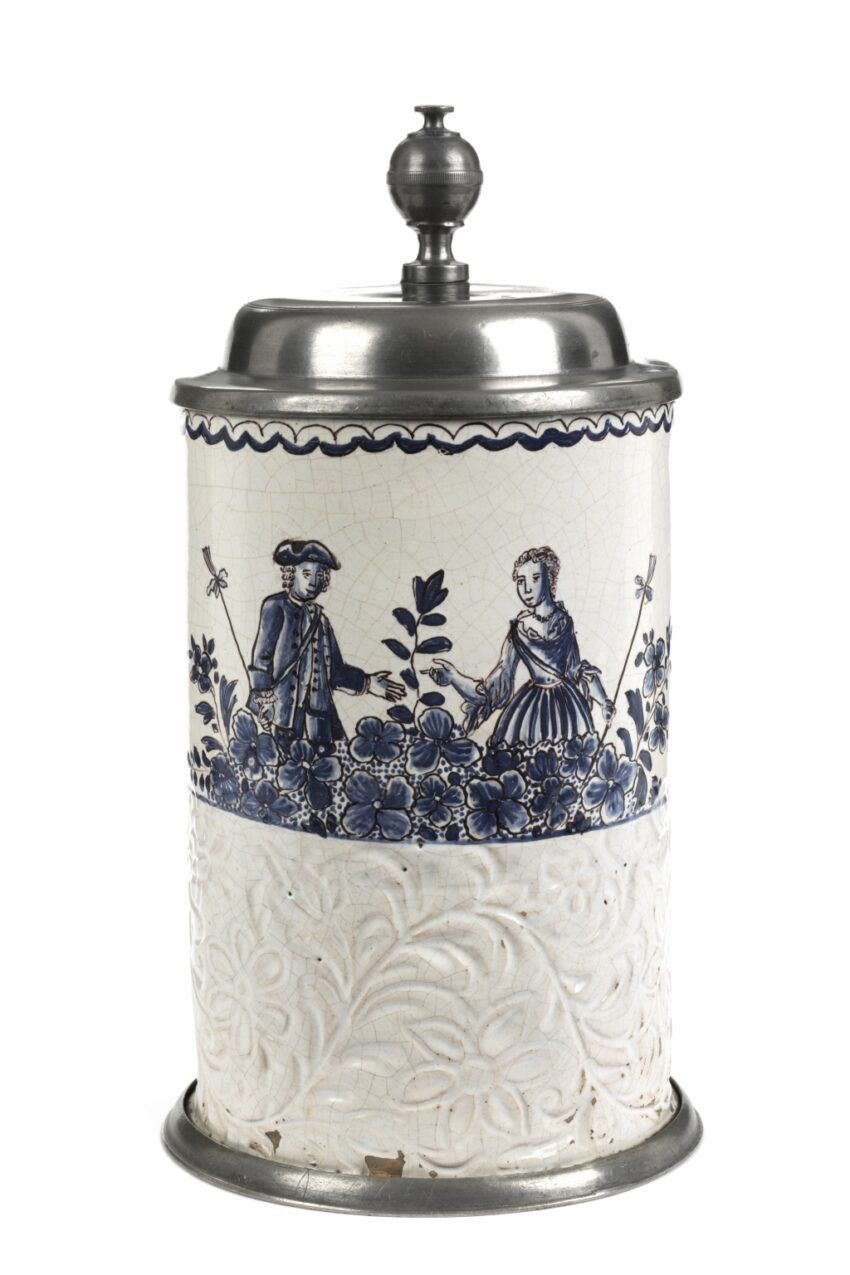 gmunden-faience-tankard-blue-couple-18th-century