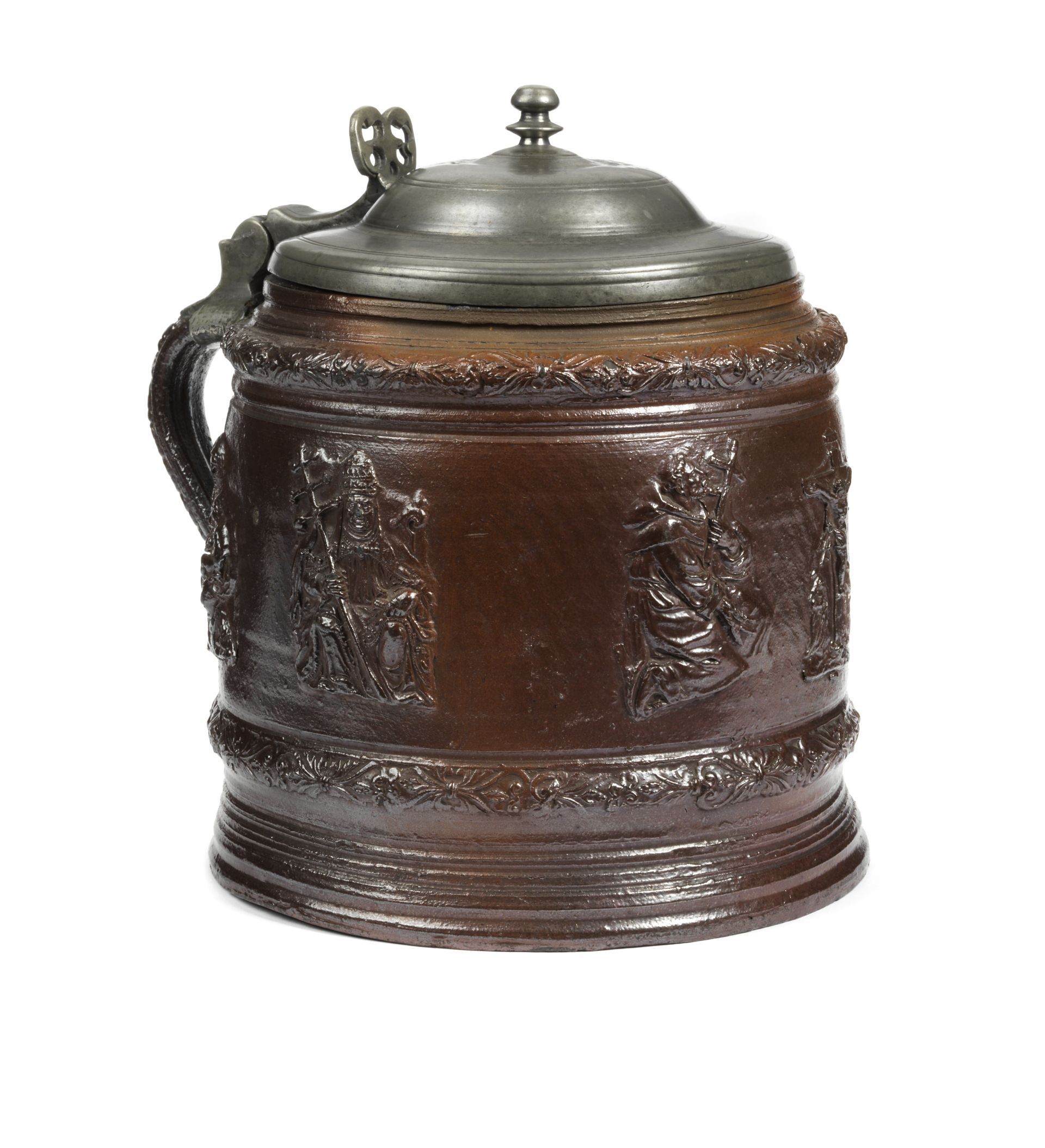 Creussen-Steinzeug-humpen-um-1635