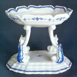 German-Faience-Hanauer Tafelaufsatz um 1740