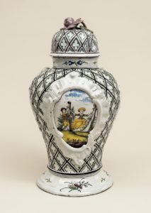 Magdeburger Potpourrivase um 1760