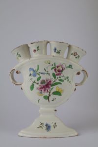 Ludwigsburger Tulpenvase um 1760