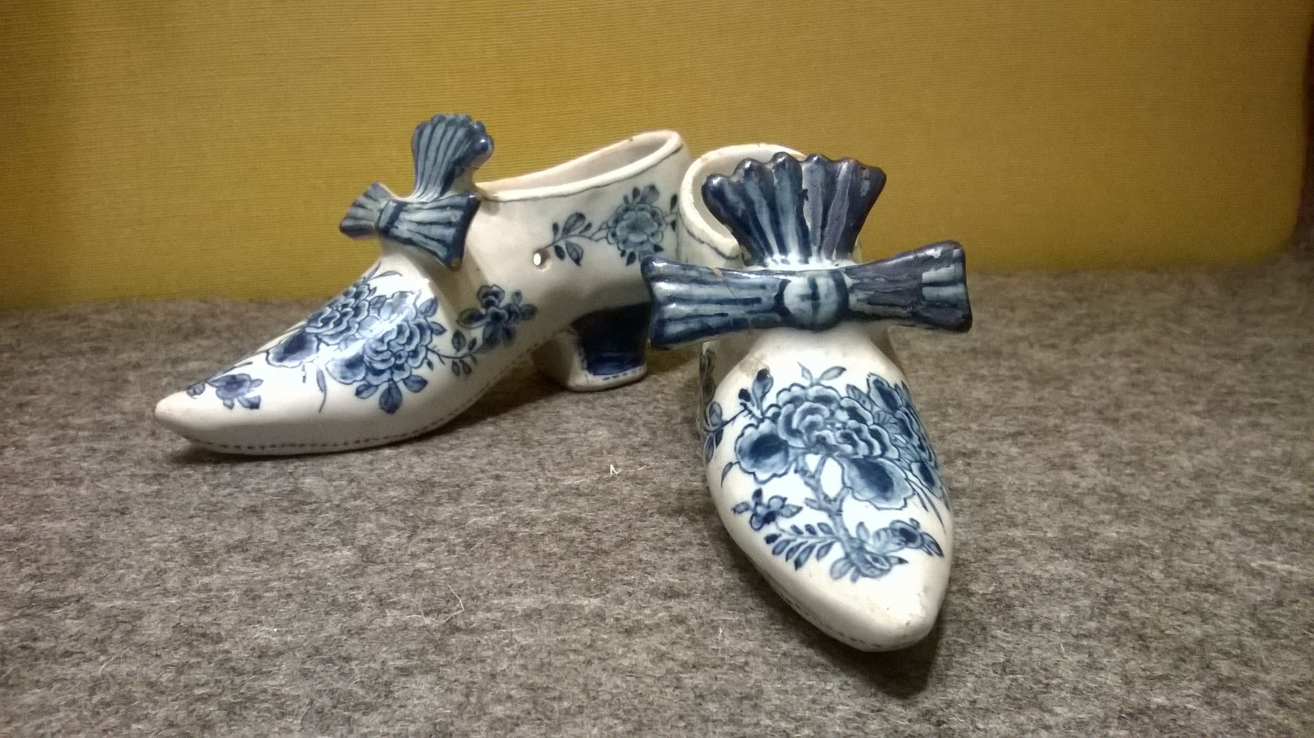 18th century Delft blue and white faience shoes ca.1750