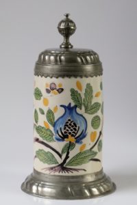 Baroque 18th century Bayreuth Fainece tankard