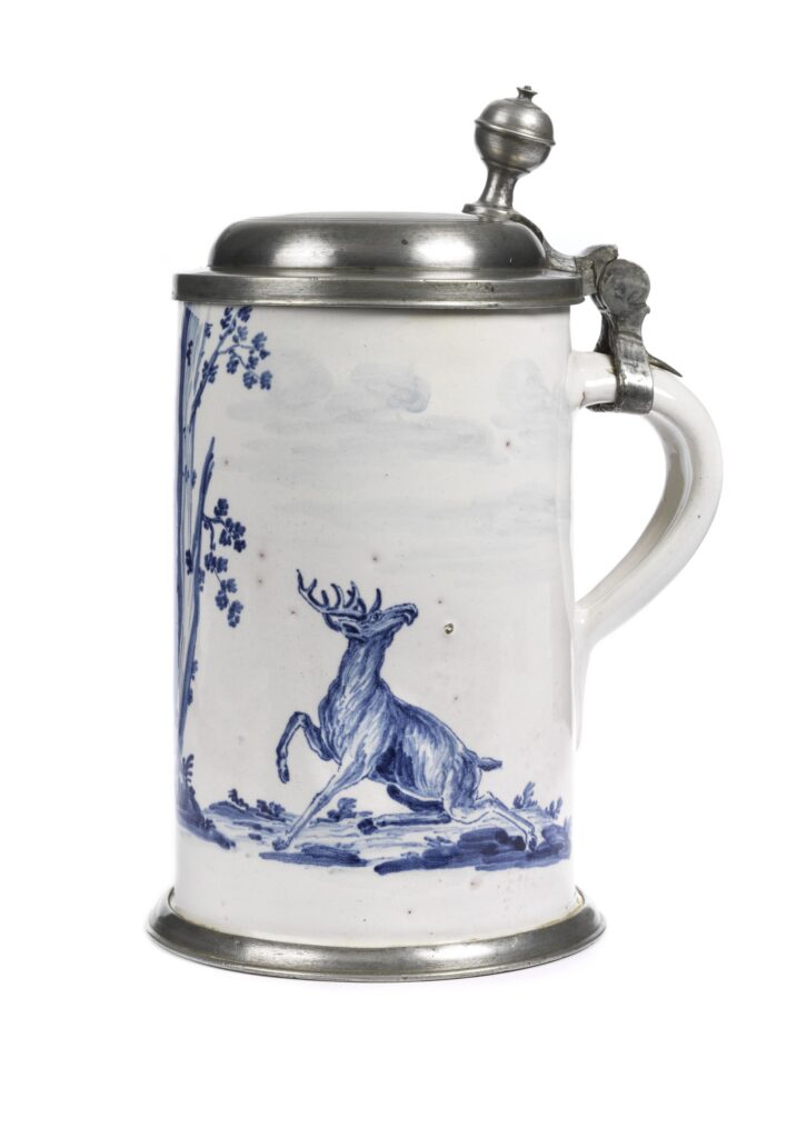 Friedberg-Faience-hunting-tankard-stag