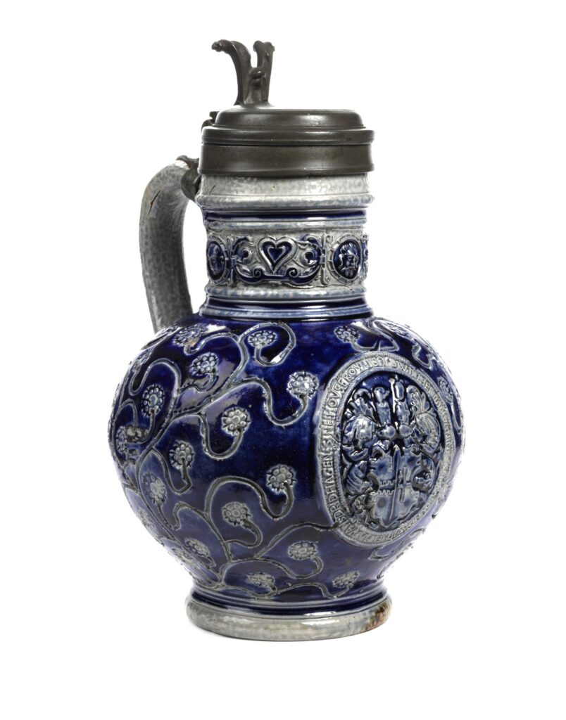 Raeren-Steinzeug-Kugelbauchkrug-1592-datiert